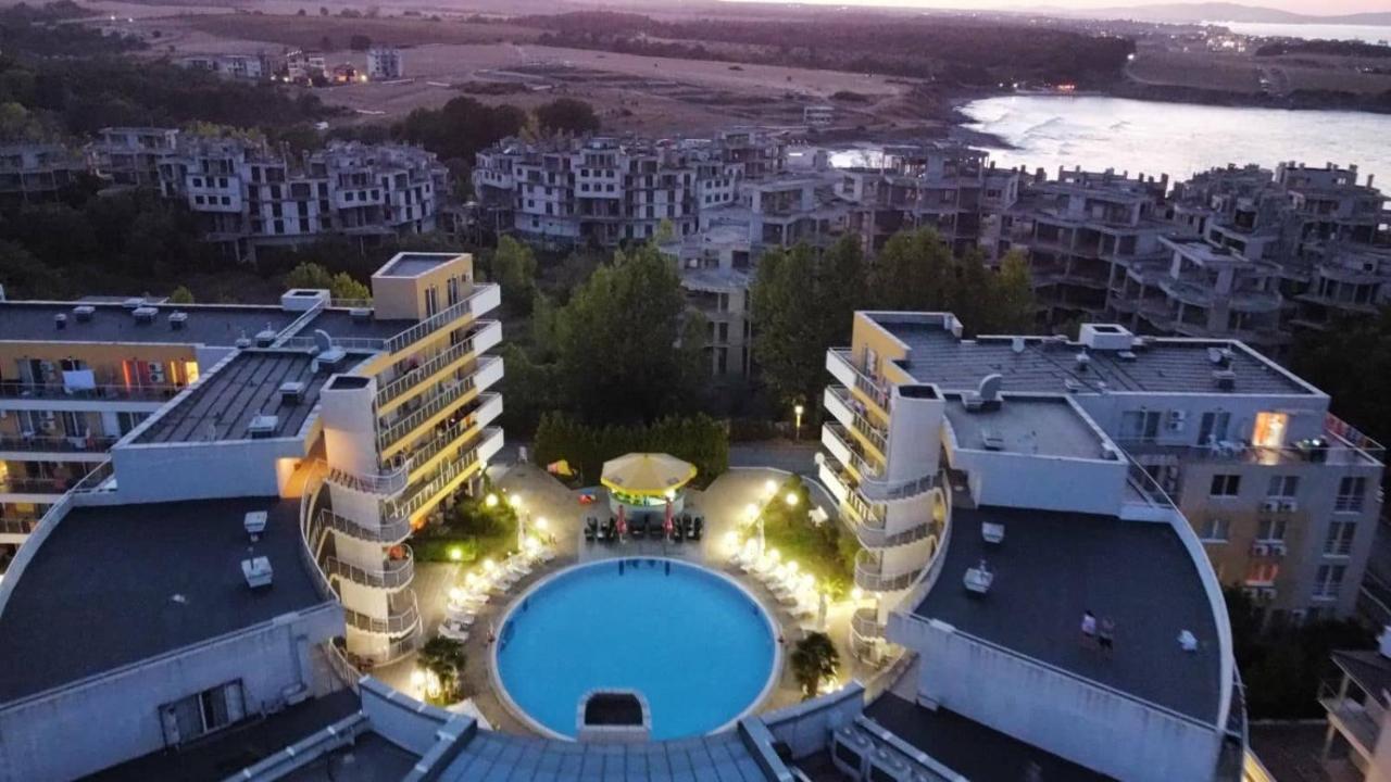 Dima Popova Apartments Tsarévo Extérieur photo
