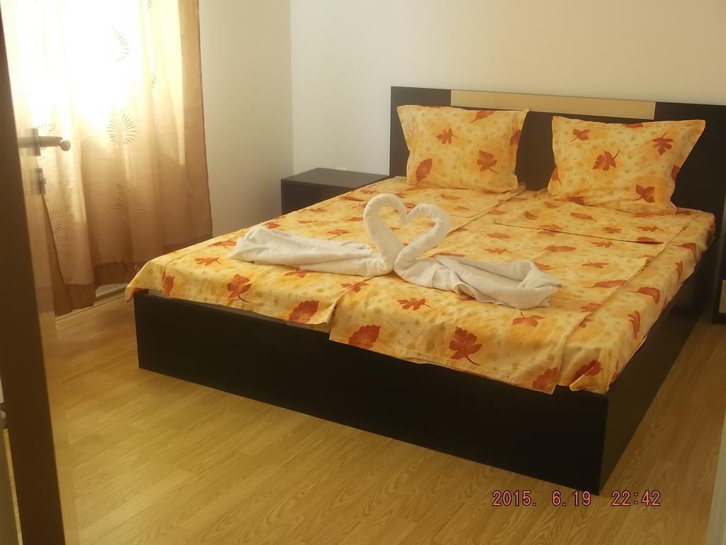 Dima Popova Apartments Tsarévo Extérieur photo