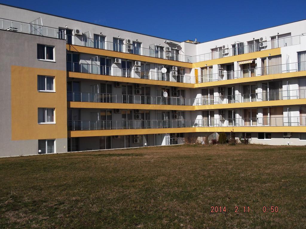 Dima Popova Apartments Tsarévo Chambre photo