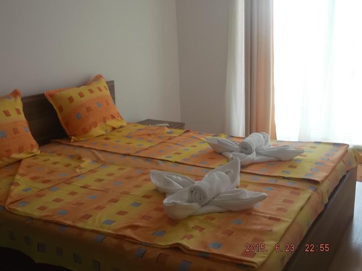 Dima Popova Apartments Tsarévo Extérieur photo